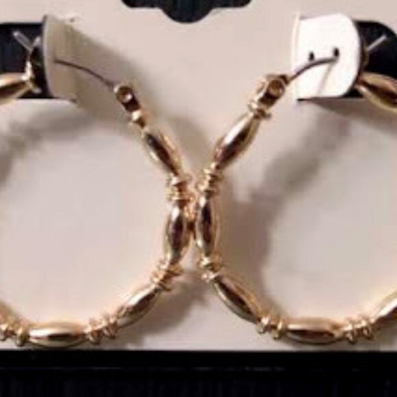 NAPIER Contemporary Gold Barrel + Ring Link 1.25" Hoop Earrings**NEW! - Picture 2 of 3